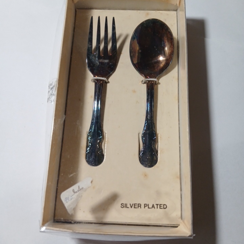 Vintage 1847 Rogers  IS Silver Plated Child Fork And Spoon Set ‘Reflection’